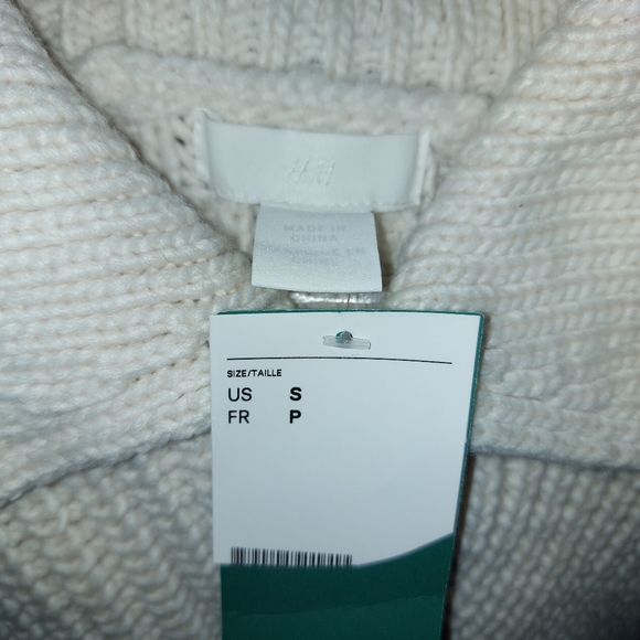 NWT H&M Ivory Cozy Chunky Knit Sweater - Picture 9 of 10